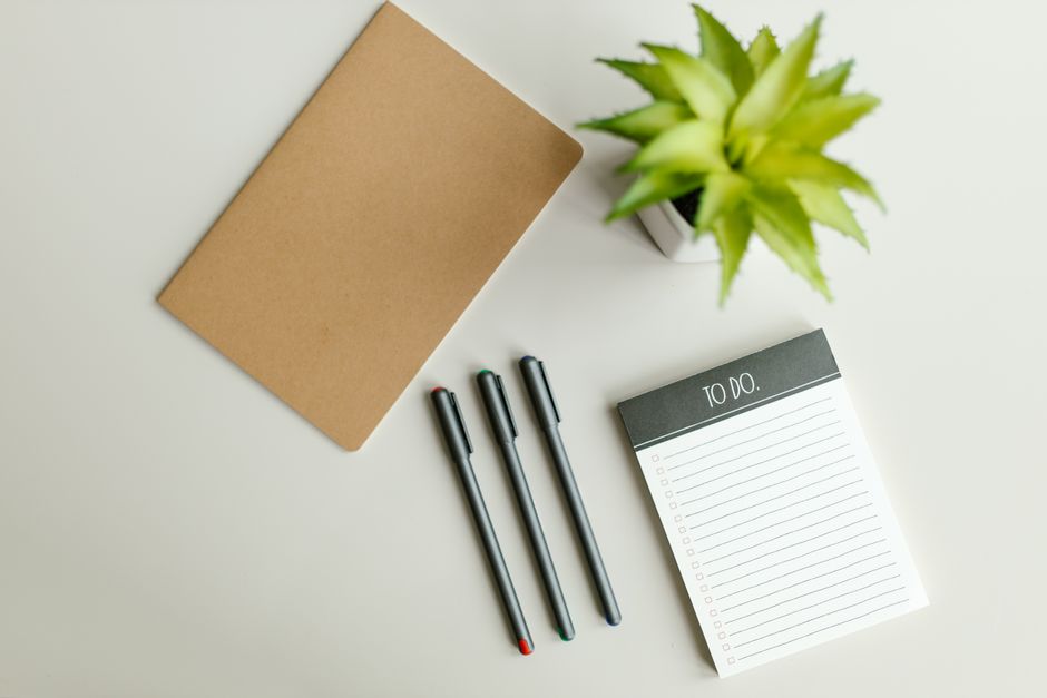 Acheter moins mais mieux : construire une liste d’essentiels